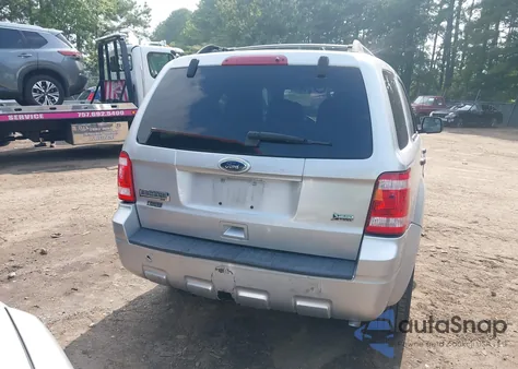 2011 Ford Escape Xlt z USA, uszkodzony, nr VIN 1FMCU0DG8BKA04731